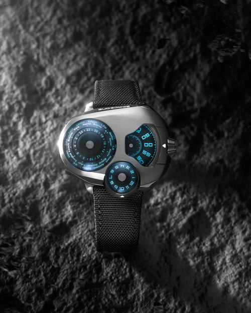 WORLDTIMER TITANIUM