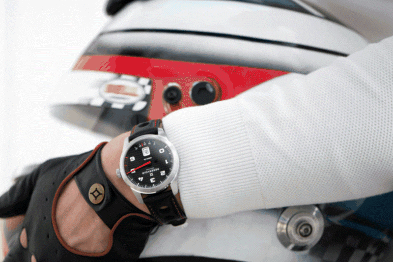 Join the community of watchmaking enthusiasts